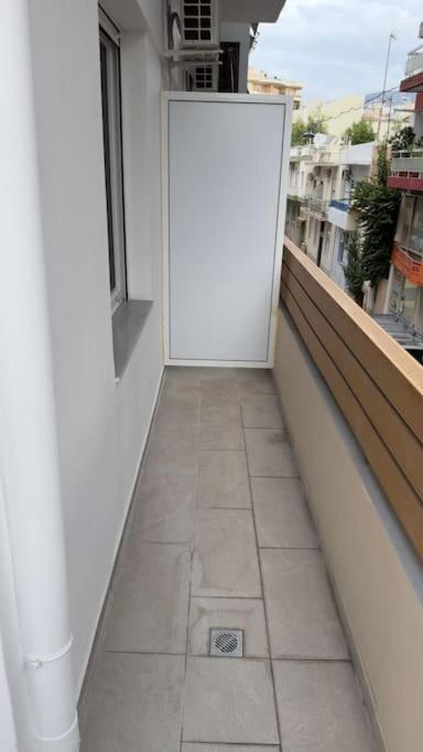 New Center Apartment Near Metro Athen Eksteriør billede